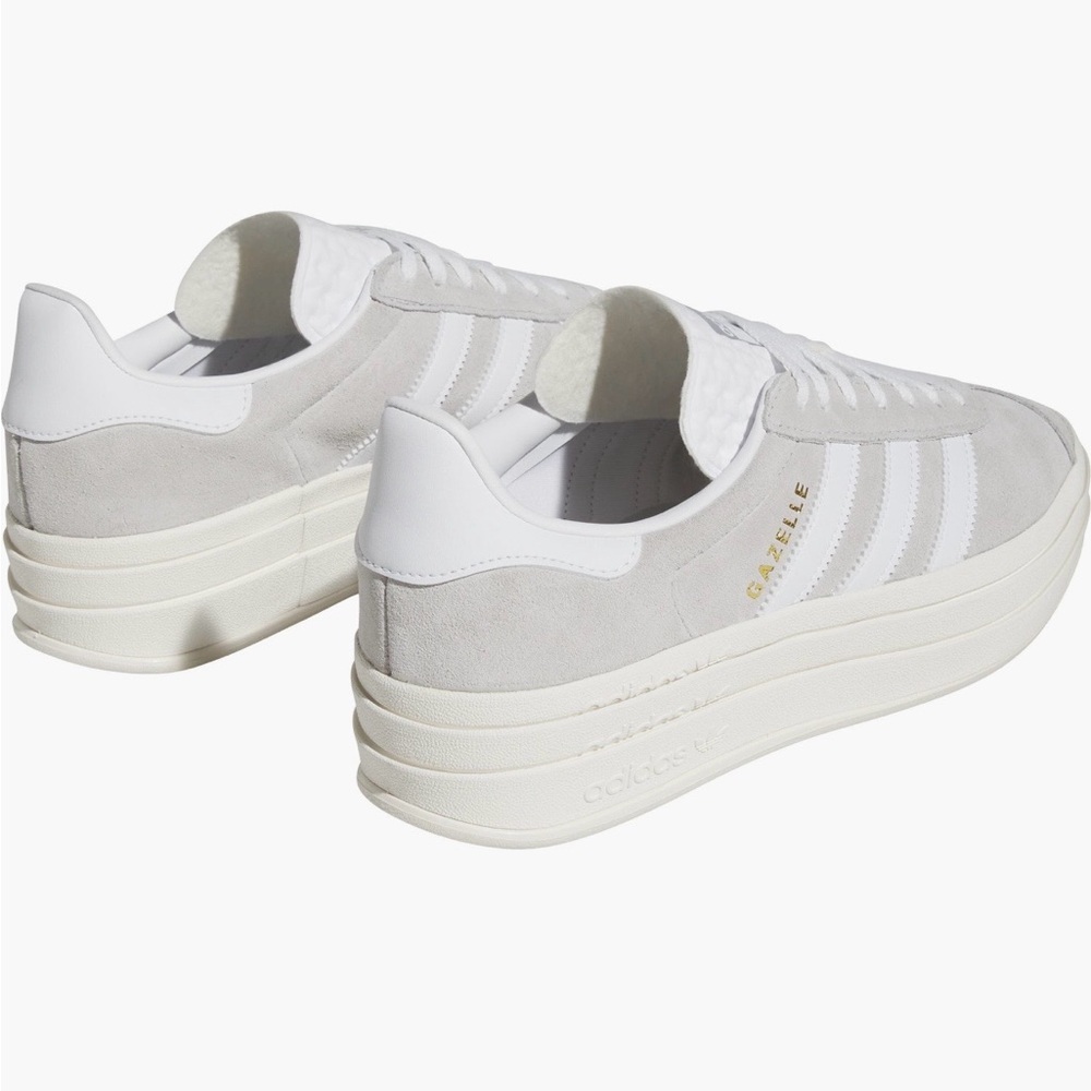 Adidas Women's Gazelle Bold Platform Sneaker in Light Gray (NWOB) - Picture 2 of 10